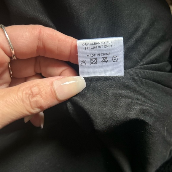 Linda Richard’s Luxury black rabbit fur LOVE sweatshirt size XS NWT - Picture 12 of 12